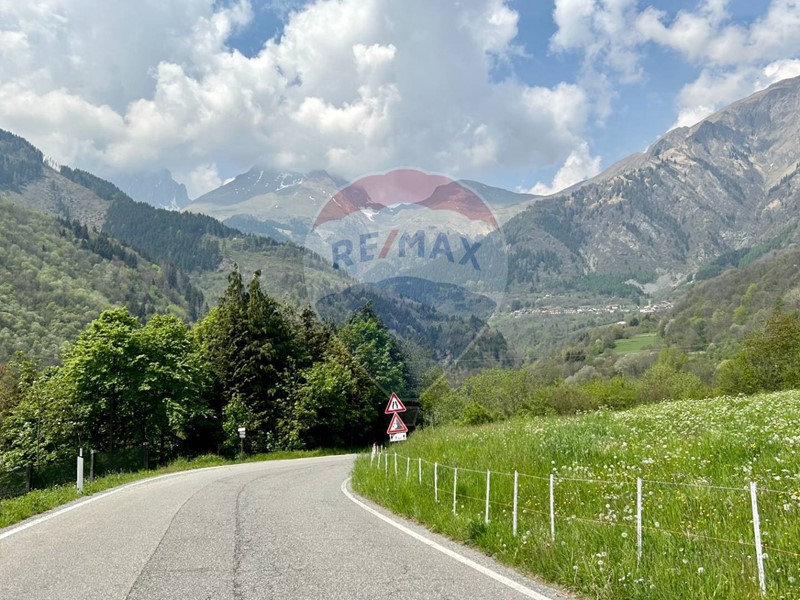 Trilocale in Vendita a Lozio, 35'000€, 70 m²