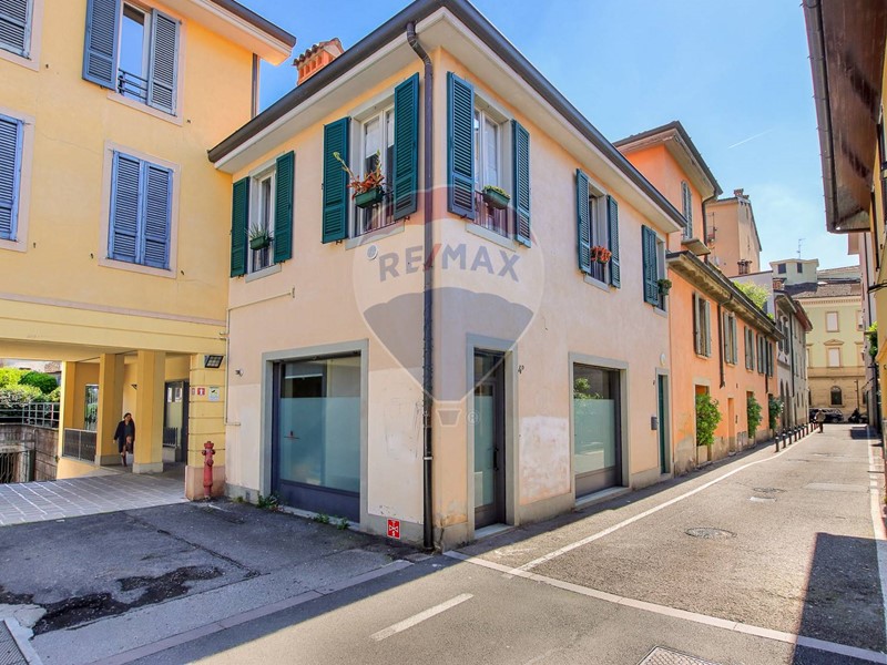 Ufficio in Vendita a Bergamo, 400'000€, 300 m²