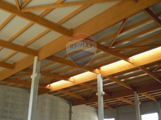 Capannone in Vendita a Bolgare, 730'000€, 975 m²