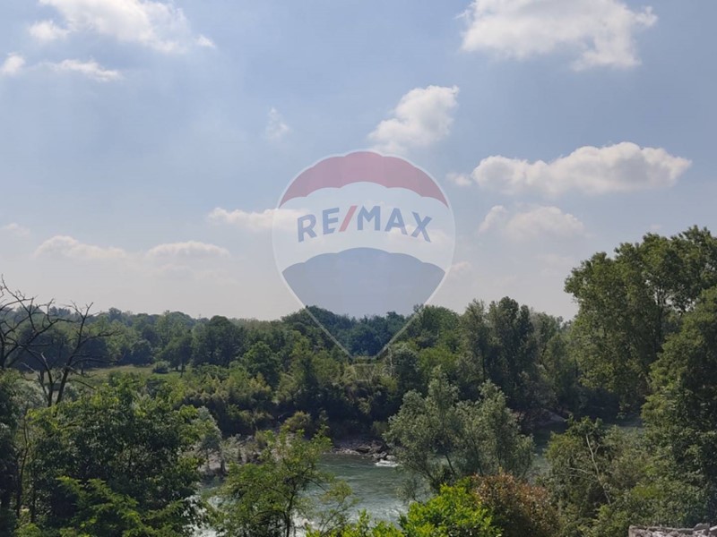 Casa Semi Indipendente in Vendita a Brembate, 190'000€, 147 m²