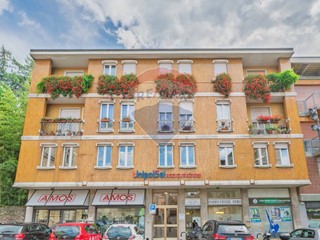 Ufficio in Vendita a Ponte San Pietro, 159'000€, 182 m²