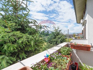 Villa in Vendita a Fara Gera d'Adda, 208'000€, 176 m²