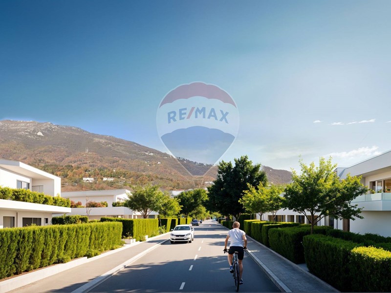 Terreno edificabile in Vendita a Almenno San Bartolomeo, 180'000€, 705 m²