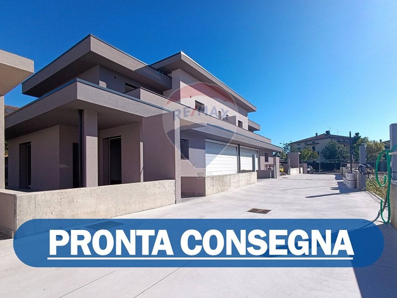 Casa Semi Indipendente in Vendita a Trezzo sull'Adda, 365'000€, 184 m²
