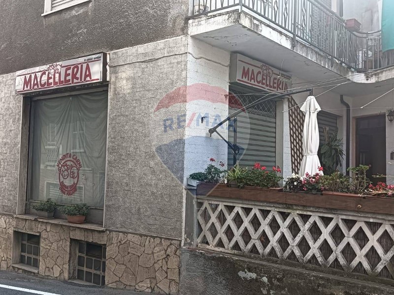 Negozio in Vendita a Rubiana, 15'000€, 45 m²