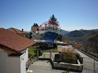 Casa Semi Indipendente in Vendita a Coazze, 31'000€, 87 m²