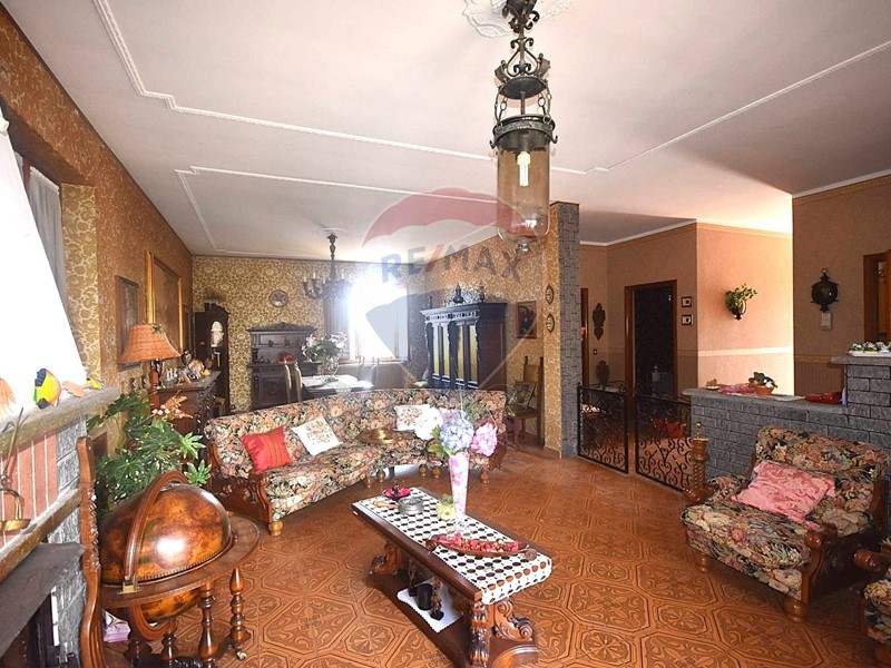 Quadrilocale in Vendita a Buttigliera Alta, 180'000€, 171 m²