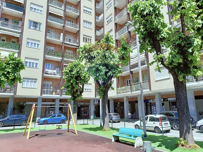 Quadrilocale in Vendita a Beinasco, 165'000€, 100 m²