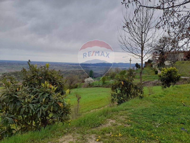 Casa Indipendente in Vendita a Isola Vicentina, 135'000€, 580 m²