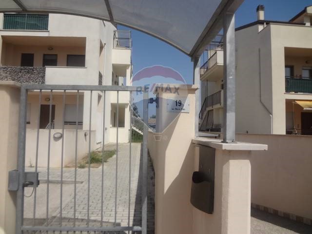 Casa Semi Indipendente in Vendita a Montesilvano, 115'000€, 69 m²