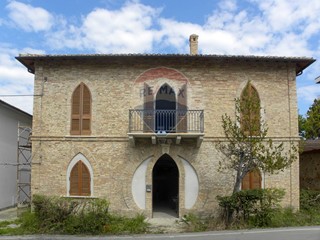 Casa Indipendente in Vendita a Montesilvano, 159'000€, 243 m²