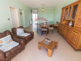 Appartamento in Vendita a Tornareccio, 65'000€, 125 m²