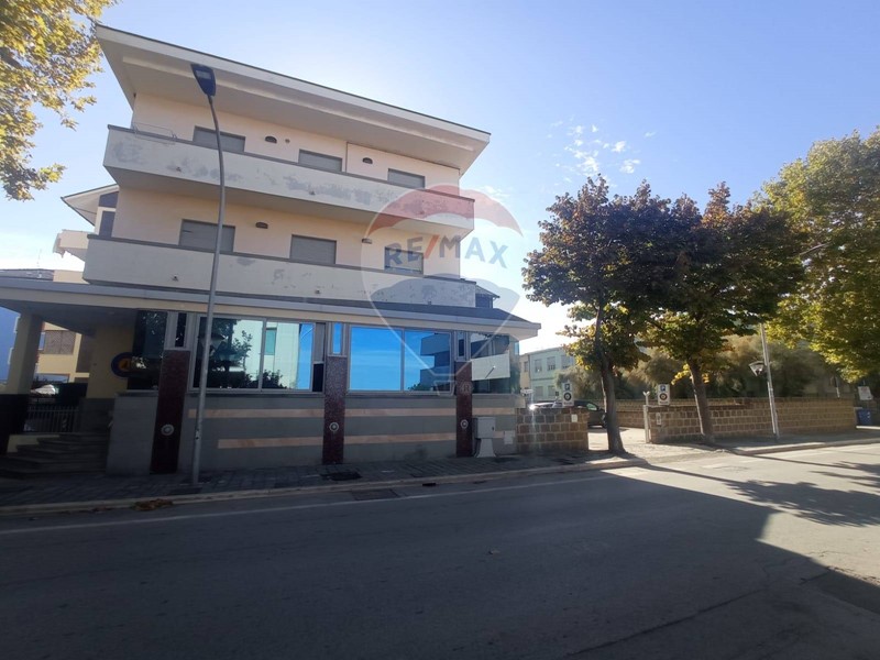 Appartamento in Vendita a Francavilla al Mare, 1'000'000€, 450 m²
