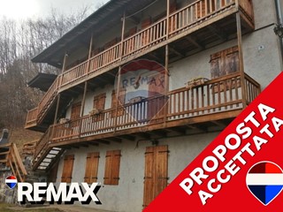 Appartamento in Vendita a Feltre, 55'000€, 75 m²