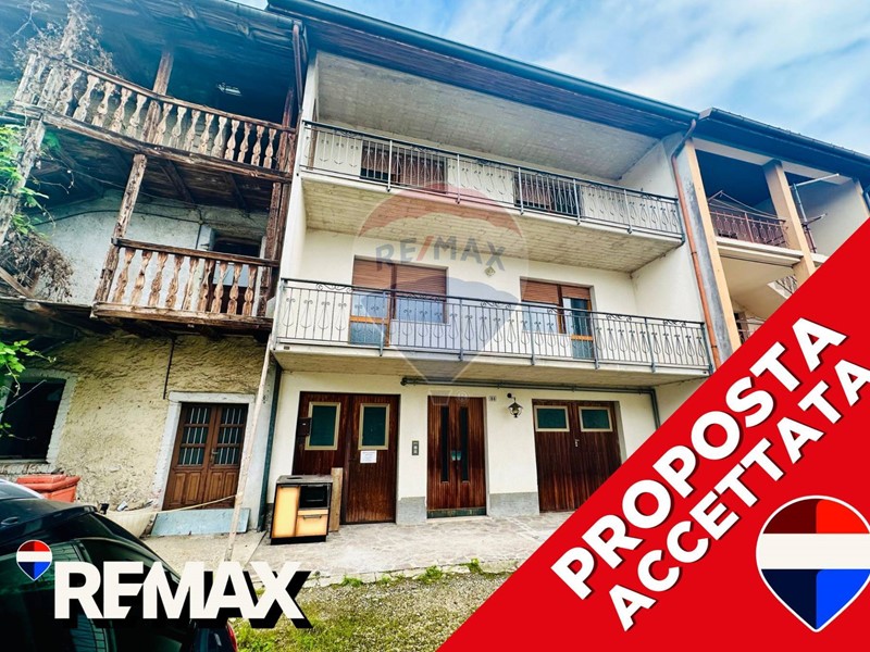 Casa Semi Indipendente in Vendita a Pedavena, 105'000€, 210 m²