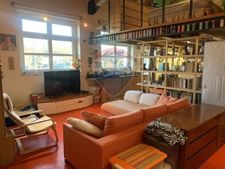 Casa Indipendente in Vendita a Feltre, 390'000€, 240 m²