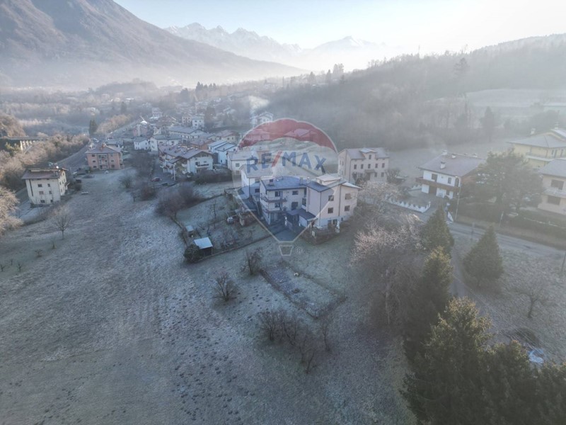 Terreno edificabile in Vendita a Ponte nelle Alpi, 70'000€, 1074 m²