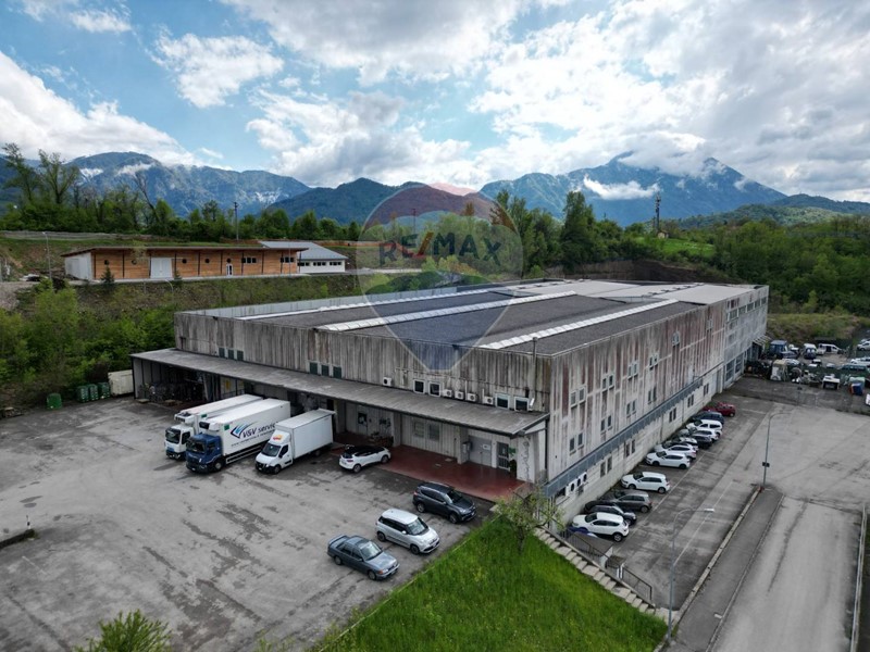 Capannone in Vendita a Cesiomaggiore, 1'700'000€, 5000 m²