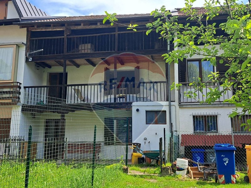 Casa Semi Indipendente in Vendita a Lamon, 65'000€, 120 m²