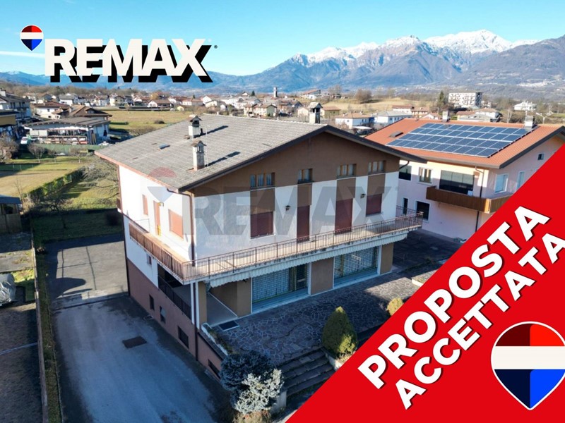 Appartamento in Vendita a Borgo Valbelluna, 190'000&euro;, 400 m²