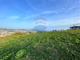 Terreno edificabile in Vendita a Ancona, 133'100€, 1200 m²