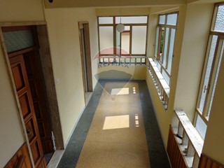 Trilocale in Vendita a Falconara Marittima, 135'000€, 136 m²