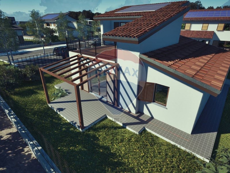 Villa in Vendita a Chiaravalle, 273'000€, 91 m²