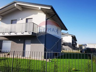 Casa Semi Indipendente in Vendita a Ponte San Pietro, 420'000€, 145 m²