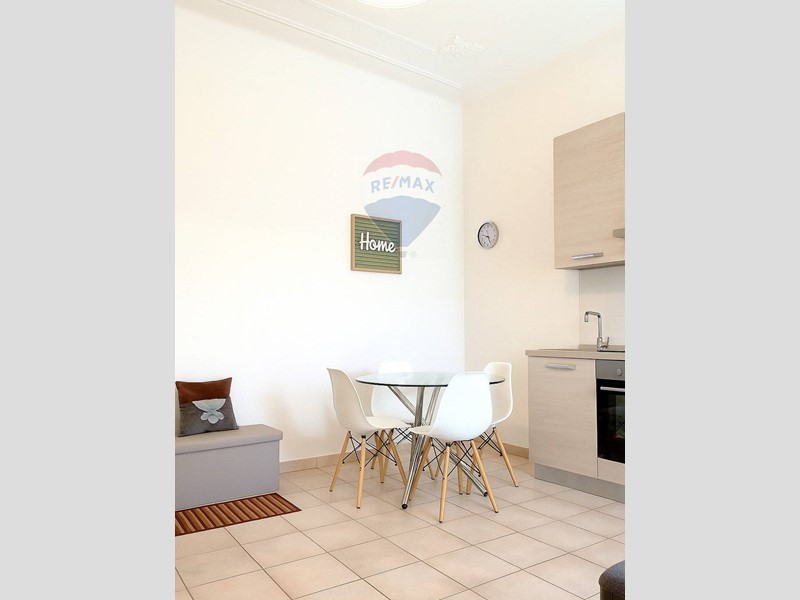 Trilocale in Vendita a Alessandria, 69'000€, 82 m²