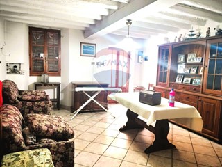 Casa Semi Indipendente in Vendita a San Zenone al Po, 50'000€, 100 m²