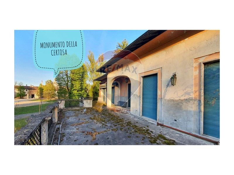 Appartamento in Vendita a Certosa di Pavia, 1100 m²