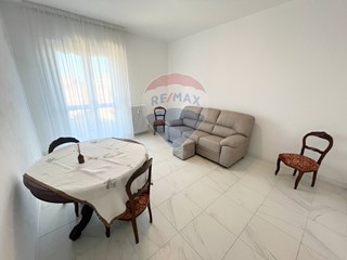 Trilocale in Vendita a Pavia, 250'000€, 95 m²