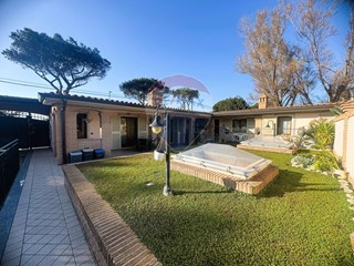 Bilocale in Vendita a Roma, 199'000€, 88 m²