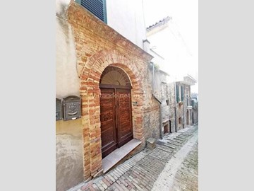 Casa Indipendente in Vendita a Penne, 73'000€, 140 m²
