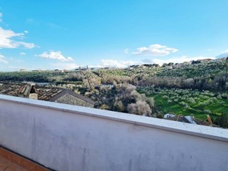 Casa Indipendente in Vendita a Loreto Aprutino, 75'000€, 130 m²