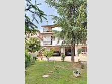 Casa Semi Indipendente in Vendita a Loreto Aprutino, 228'000€, 340 m²