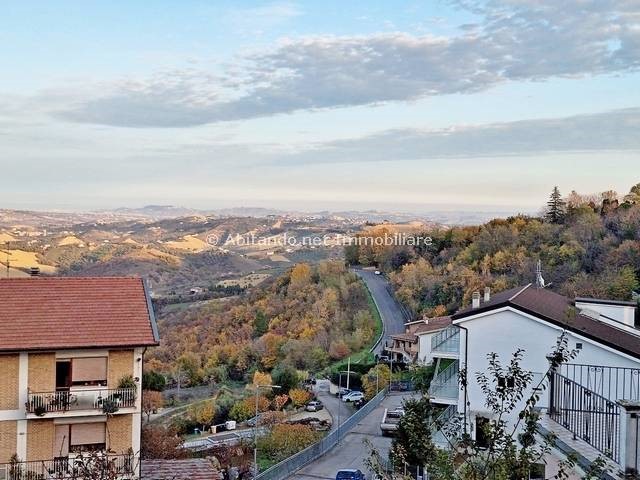 Casa Indipendente in Vendita a Penne, 88'000€, 177 m²