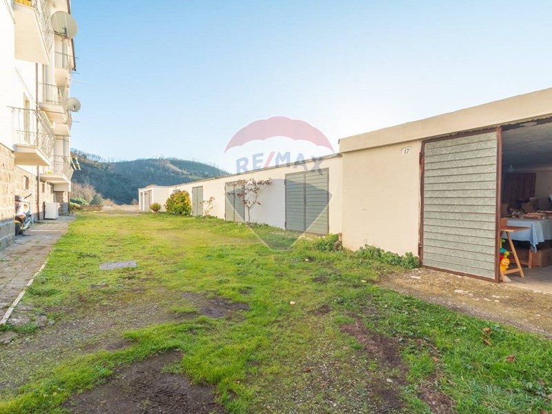 Box in Vendita a Valentano, 20'000€, 62 m²