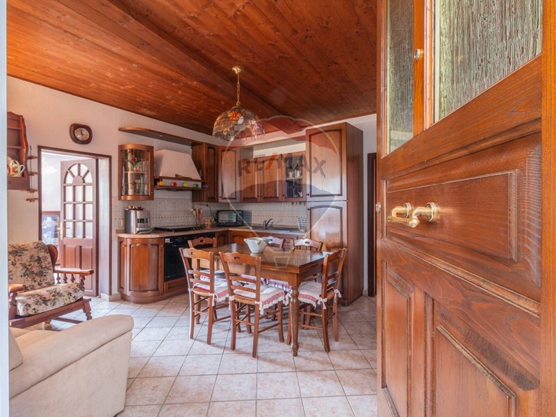 Trilocale in Vendita a Ischia di Castro, 39'000€, 70 m²