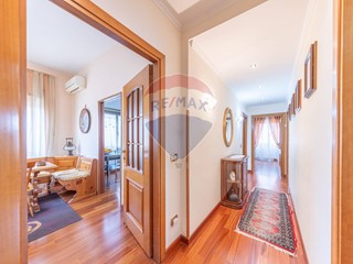 Quadrilocale in Vendita a Roma, 269'000€, 100 m²