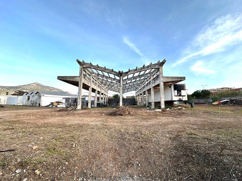 Magazzino in Affitto a Palermo, 6'000€, 1500 m²