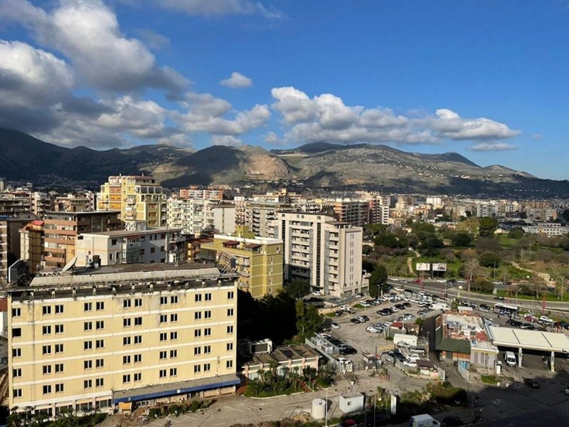 Appartamento in Vendita a Palermo, 140'000€, 110 m²