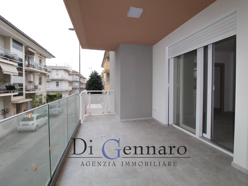 Trilocale in Vendita a Alba Adriatica, 210'000€, 60 m²