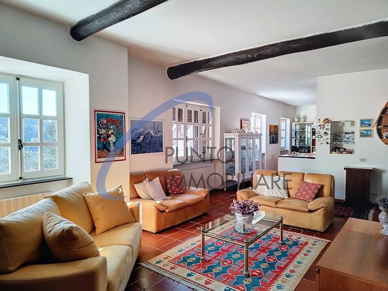 Villa in Vendita a Carasco, 750'000€, 170 m²