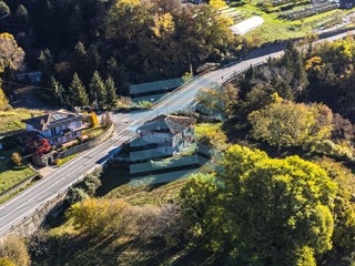 Casa Indipendente in Vendita a Sovere, 90'000€, 270 m²