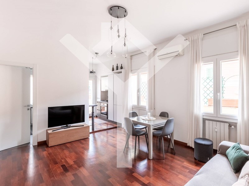 Attico in Affitto a Roma, 2'700&euro;, 80 m²