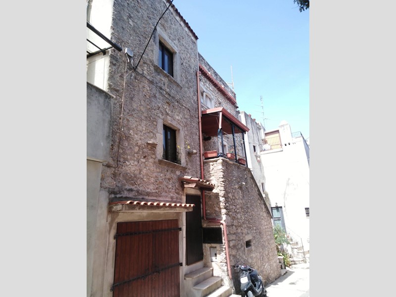 Appartamento in Vendita a Vico del Gargano, 112'000€, 115 m²