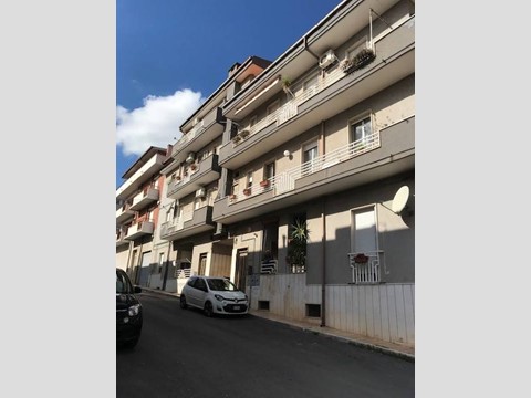 Attico in Vendita a San Nicandro Garganico, 40'000&euro;, 90 m²