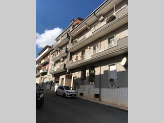 Attico in Vendita a San Nicandro Garganico, 40'000&euro;, 90 m²