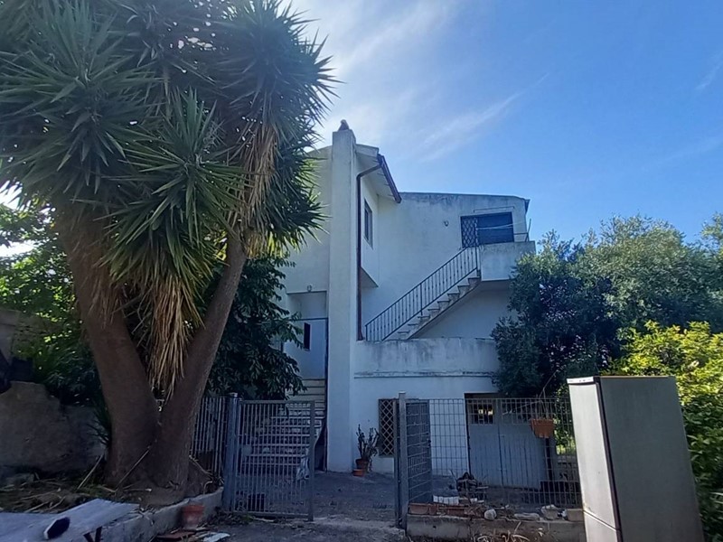 Appartamento in Vendita a Vico del Gargano, 123'000€, 210 m²